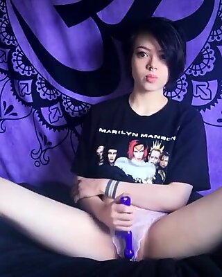 Goth Asian Enjoying her pussy