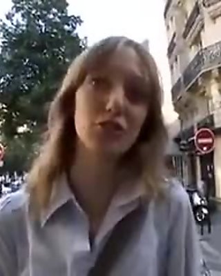 French amateur practices her cocksucking