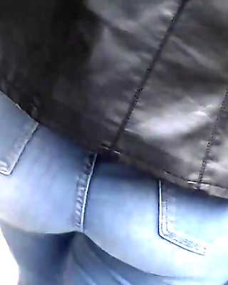 Ass jeans