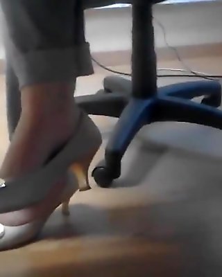 Candid my lawer sexy heels and feet partie 1